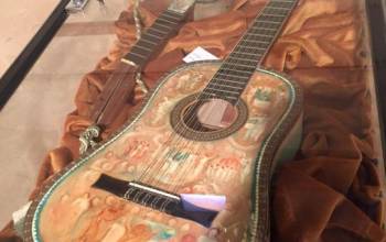Guitarras del Araceli pintadas por Sixto Marco