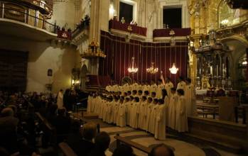 El concierto de la Capella ilumina el inicio de la Semana Santa